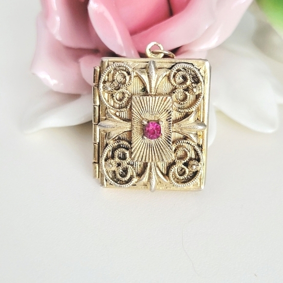 Jewelry | Vintage Ornate Gold Tone Locket With Pink Stone Pendant ...